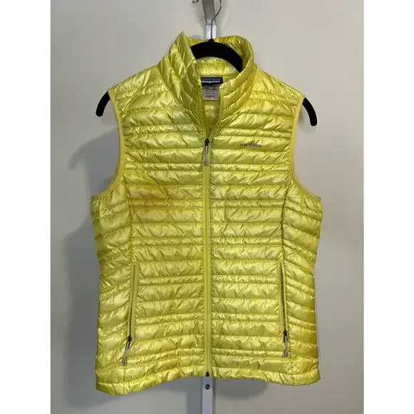 Patagonia Ultralight Down Vest in Yellow Limited Edition - Picture 2 of 5